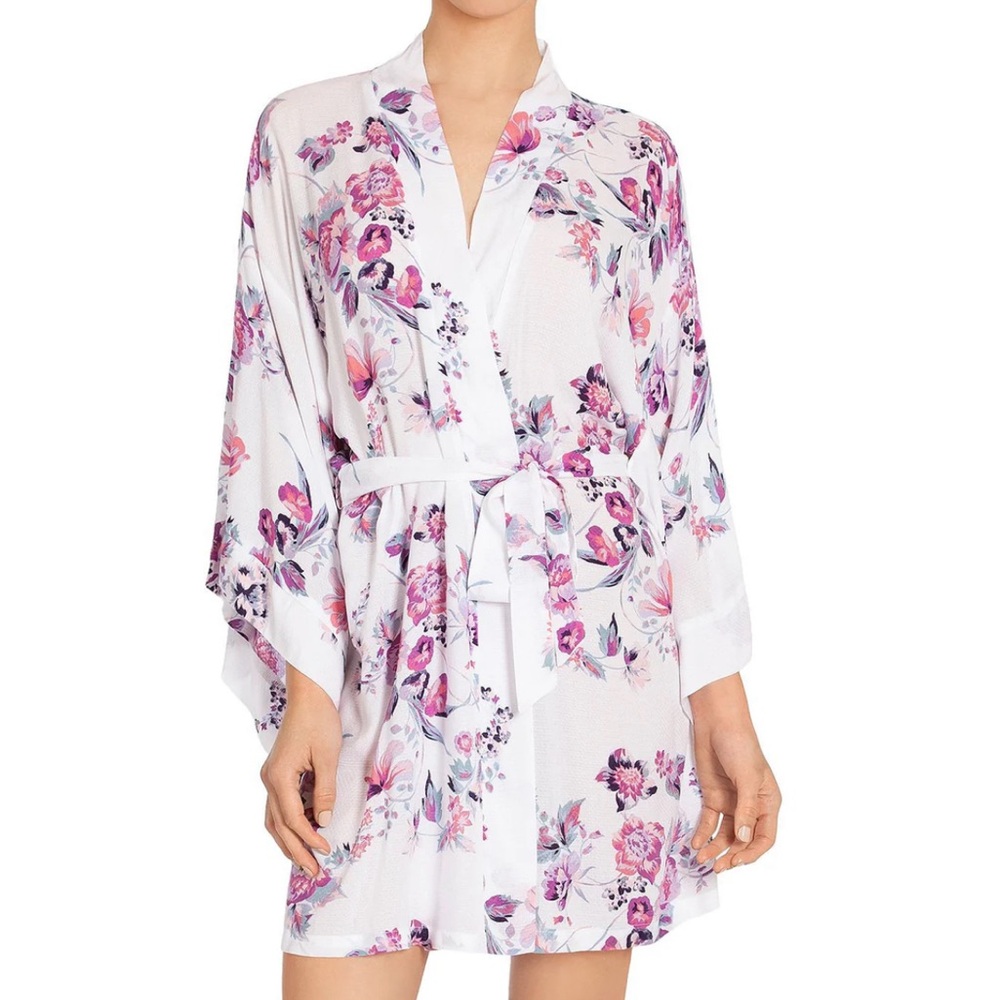 In Bloom By JONQUIL Floral  Wrap Kimono
In Ivory/Mauve/Plum, Size Med/Large.